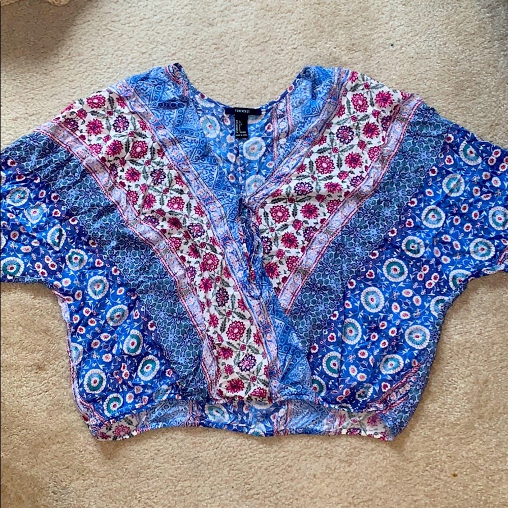 Forever 21 patterned top
